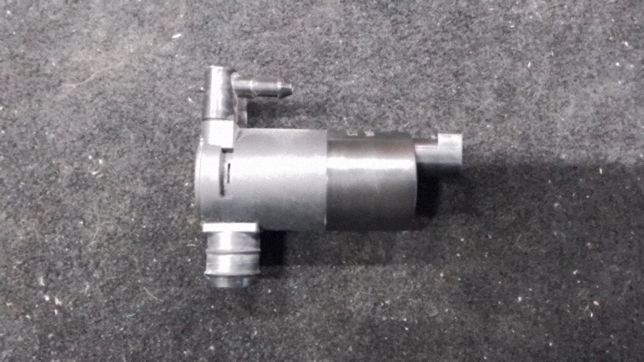 moteur de réservoir d'eau essuie glace FISKER OCEAN