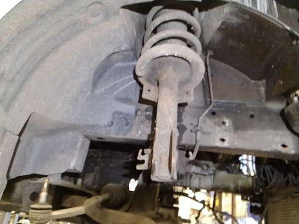 Federbein vorn NISSAN NV400 Box (X62, X62B)