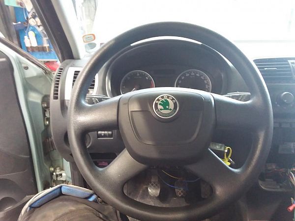 Steering wheel - airbag type (airbag not included) SKODA FABIA II Combi (545)