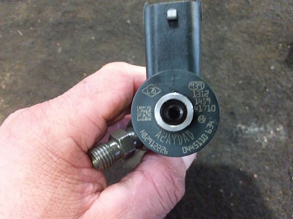 Verstuiver / Injector OPEL MOVANO B Box (X62)