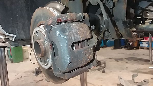 Brake caliper - ventilated front right RENAULT KANGOO / GRAND KANGOO (KW0/1_)