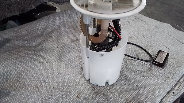 Fuel pump OPEL VIVARO B Box (X82)