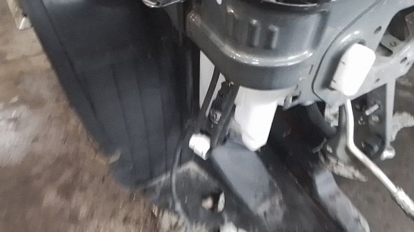 moteur et réservoir d'eau essuie glace CITROËN C4 CACTUS