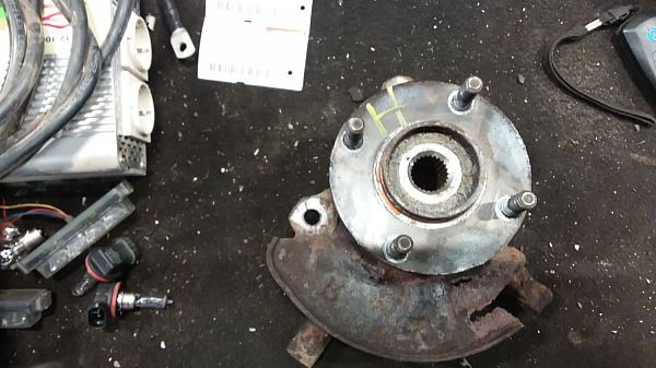 Spindel for MITSUBISHI COLT VI (Z3_A, Z2_A)