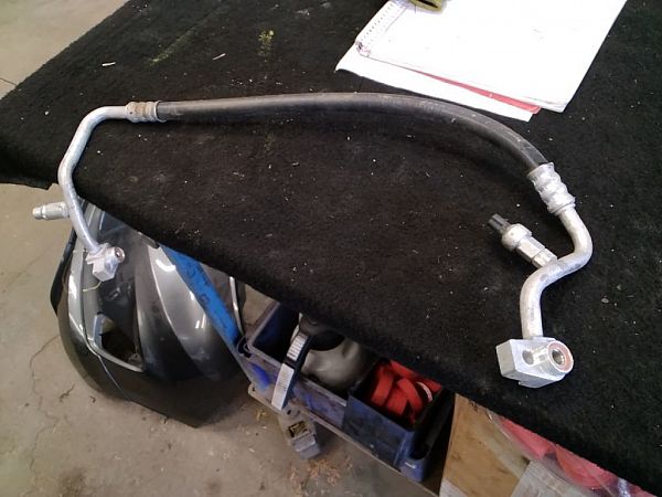 Klimaanlage Rohr / Schlauch FORD FIESTA VII (HU, HF)