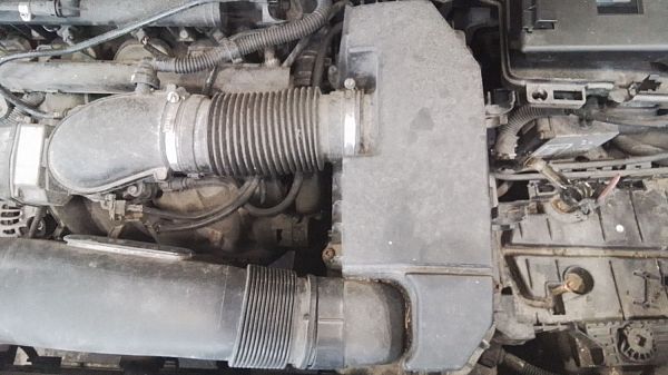 Filtr powietrza PEUGEOT 407 (6D_)