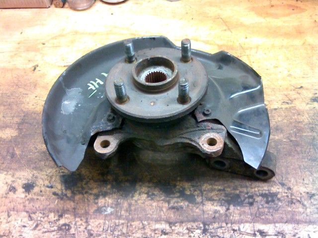 Spindel for TOYOTA COROLLA Liftback (_E10_)