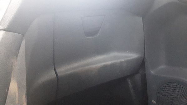 Handskerum FORD KA (RU8)