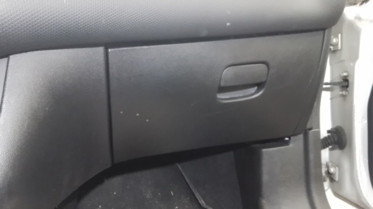 Chrome Handschoenenkastje Handvat Catch Klink 735426145 voor Fiat Punto Chrome Handschoenenkastje Handvat Catch Klink 735426145 voor Fiat Punto