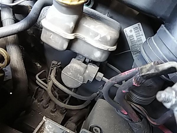 Bremse hovedcylinder CHRYSLER VOYAGER Mk III (RG, RS)