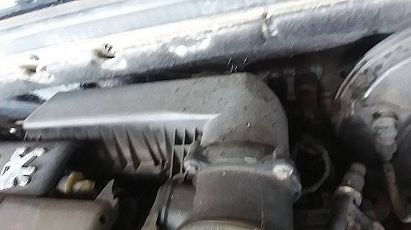 Filtr powietrza PEUGEOT 407 SW (6E_)