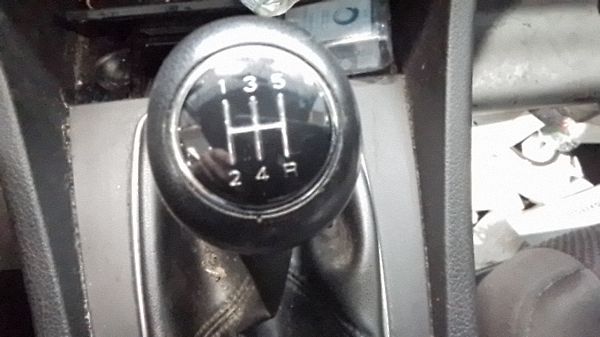 Gearknop AUDI A4 (8E2, B6)