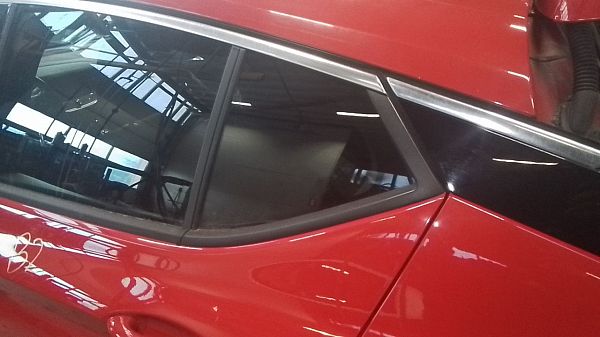 Szyba trójkątna OPEL ASTRA K (B16)