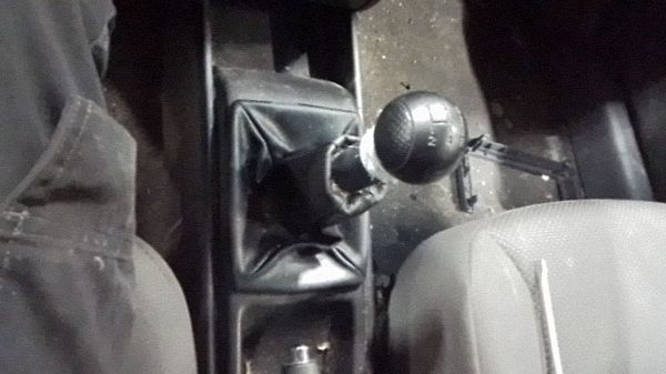 Gear shift 5 speed CHEVROLET AVEO / KALOS Hatchback (T250, T255)