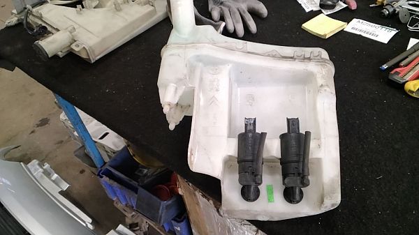 moteur et réservoir d'eau essuie glace CITROËN C1 (PM_, PN_)