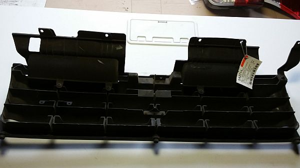Kühlergrill MITSUBISHI PAJERO/SHOGUN   Canvas Top (V2_W, V4_W)