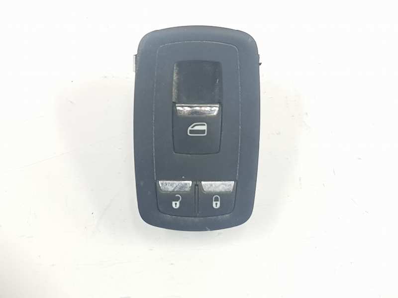 Bouton contact divers MASERATI LEVANTE SUV (M161)