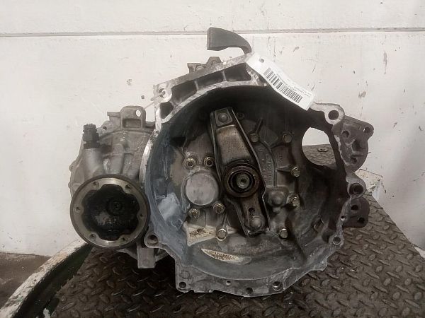 Seltener Fund! Perfekter Audi Q3 Sportback (Schaltgetriebe, Weiß, Frontantrieb) – Zum Kauf Bereit! - 0jih3ab
