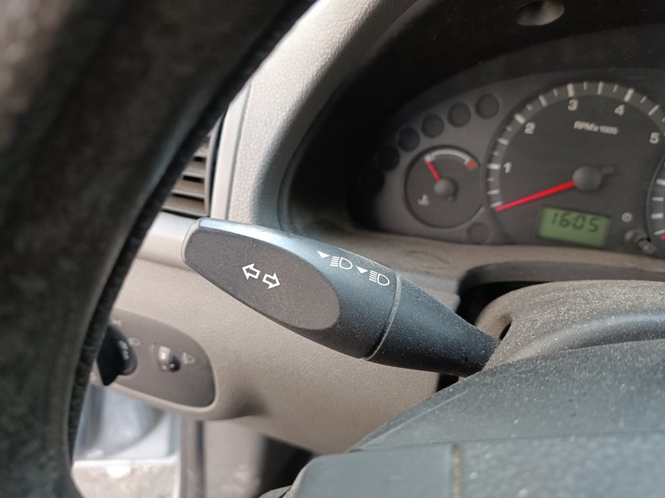 Switch - combi GEO STORM Hatchback