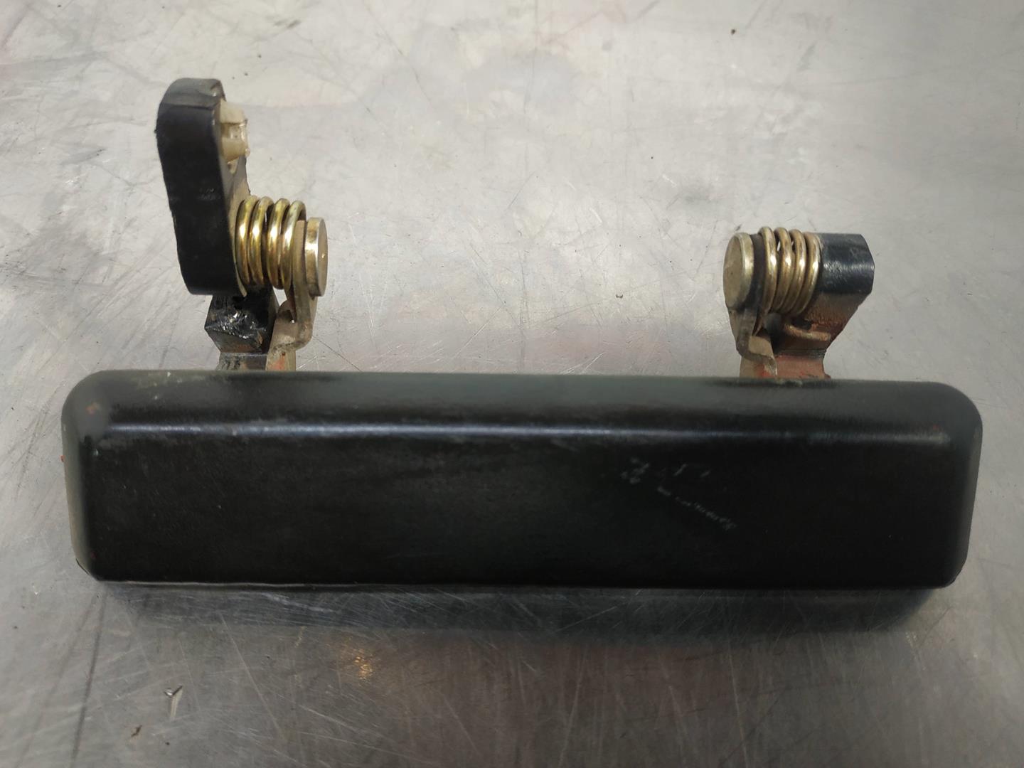 Handle - exterior SUZUKI SAMURAI Closed Off-Road Vehicle (SJ_)