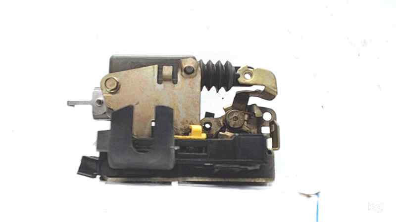 F9Q734 : Dørlås og Motor - Autoparts24