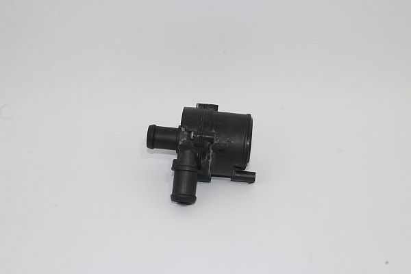 Water pump JAGUAR XE (X760)