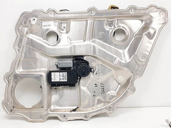 Door window regulator motor