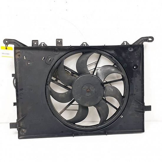 Radiator cooling fan