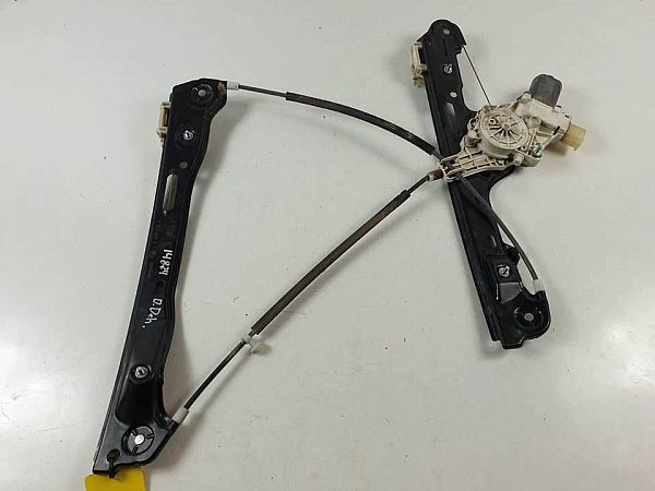 Mécanisme de lève-vitre avec moteur