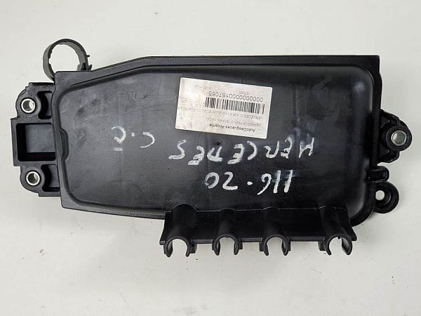 Vacuum air tank