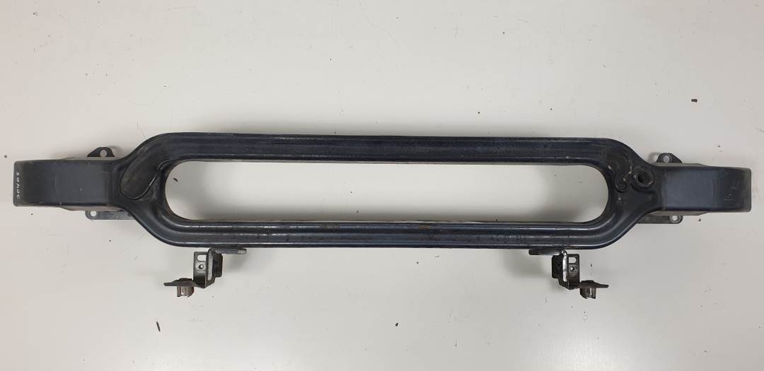 Front bumper reinforcement