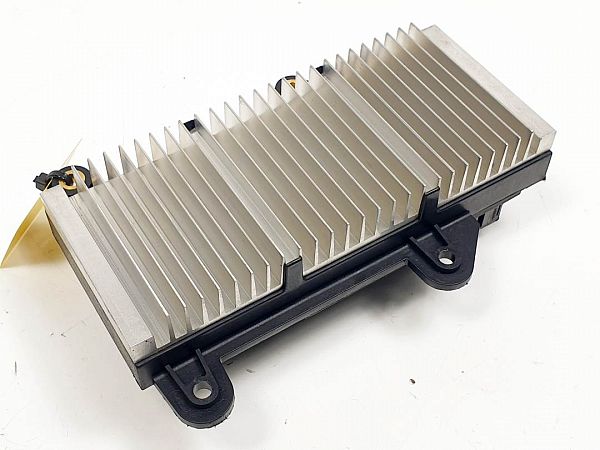 Voltage converter module