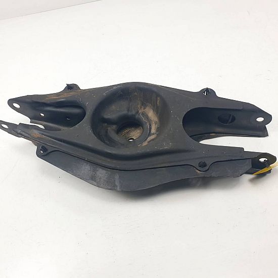 Rear undertray