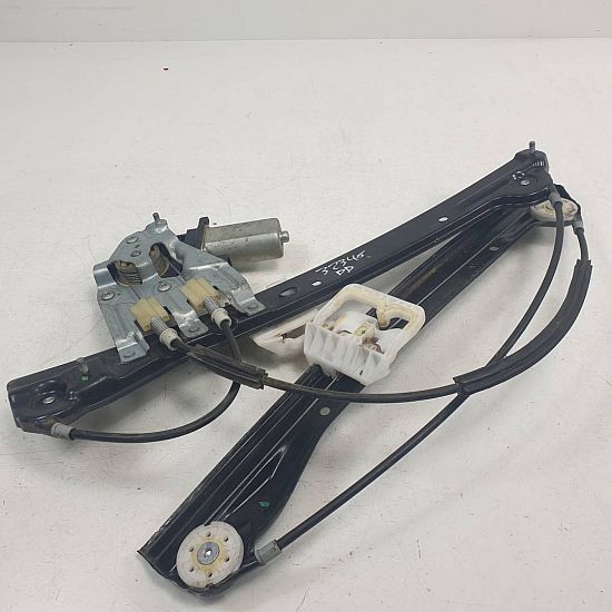 Door window regulator with motor