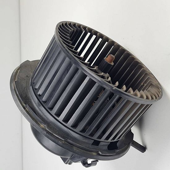 Heater blower fan relay