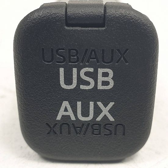 AUX in-socket connector