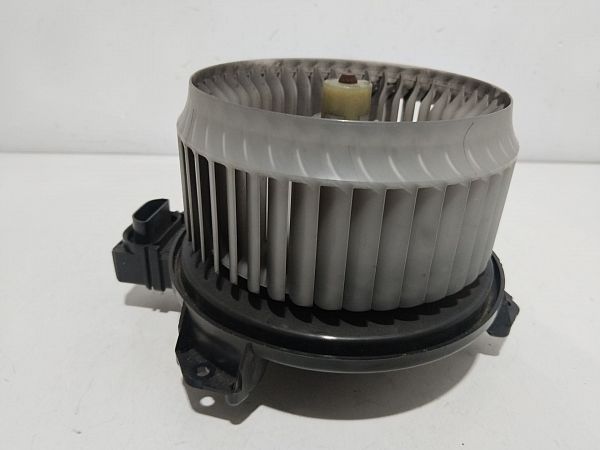 Heater blower fan relay