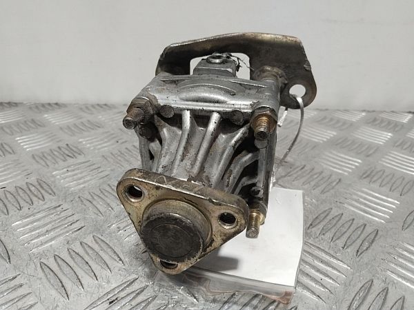 Servopumpe NISSAN TRADE Platform/Chassis