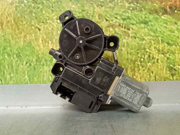 Window regulator motor VW POLO V (6R1, 6C1)