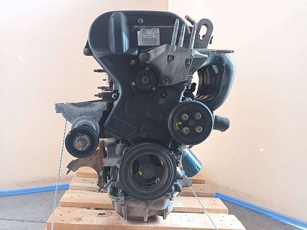 Motor FORD FOCUS I Saloon (DFW)