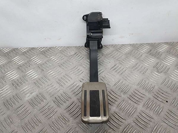 Gaspedal DS DS 7 Crossback (J_)