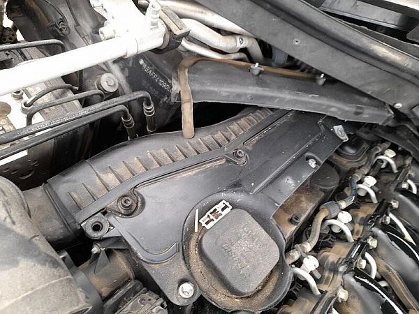 Air filter box cover