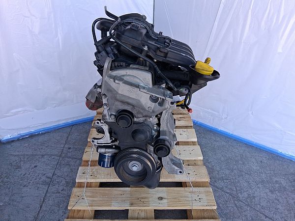 Motor DACIA SANDERO (BS_)