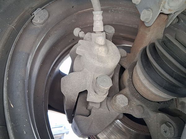 Bremssattel vorne rechts DACIA SANDERO II (B8_)