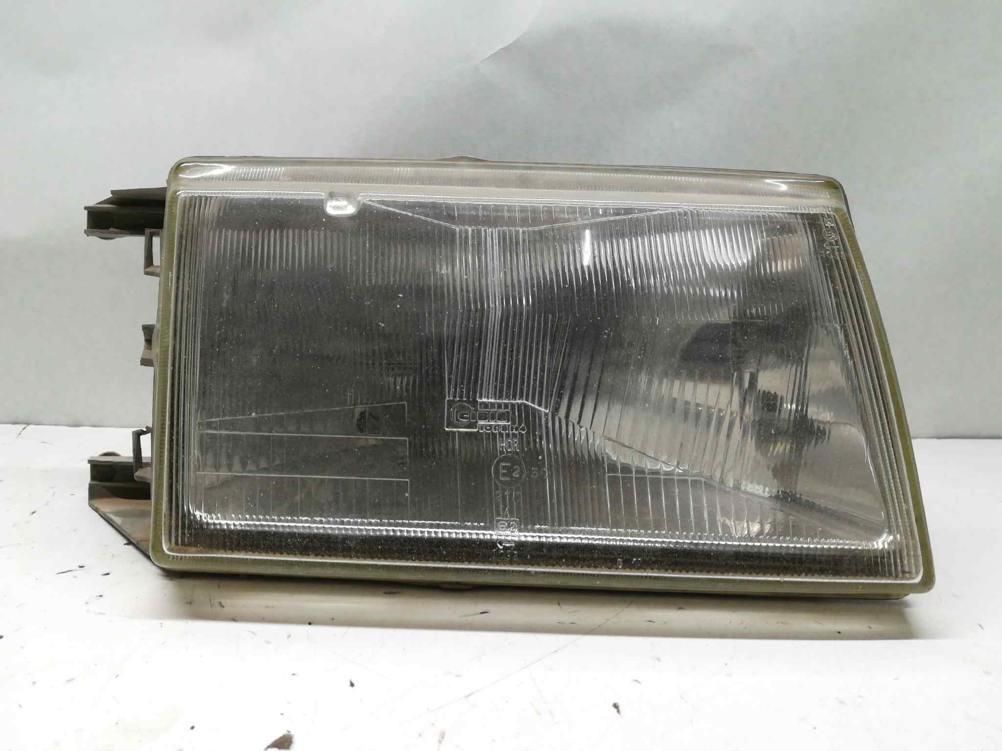 Scheinwerfer RENAULT 25 (B29_)