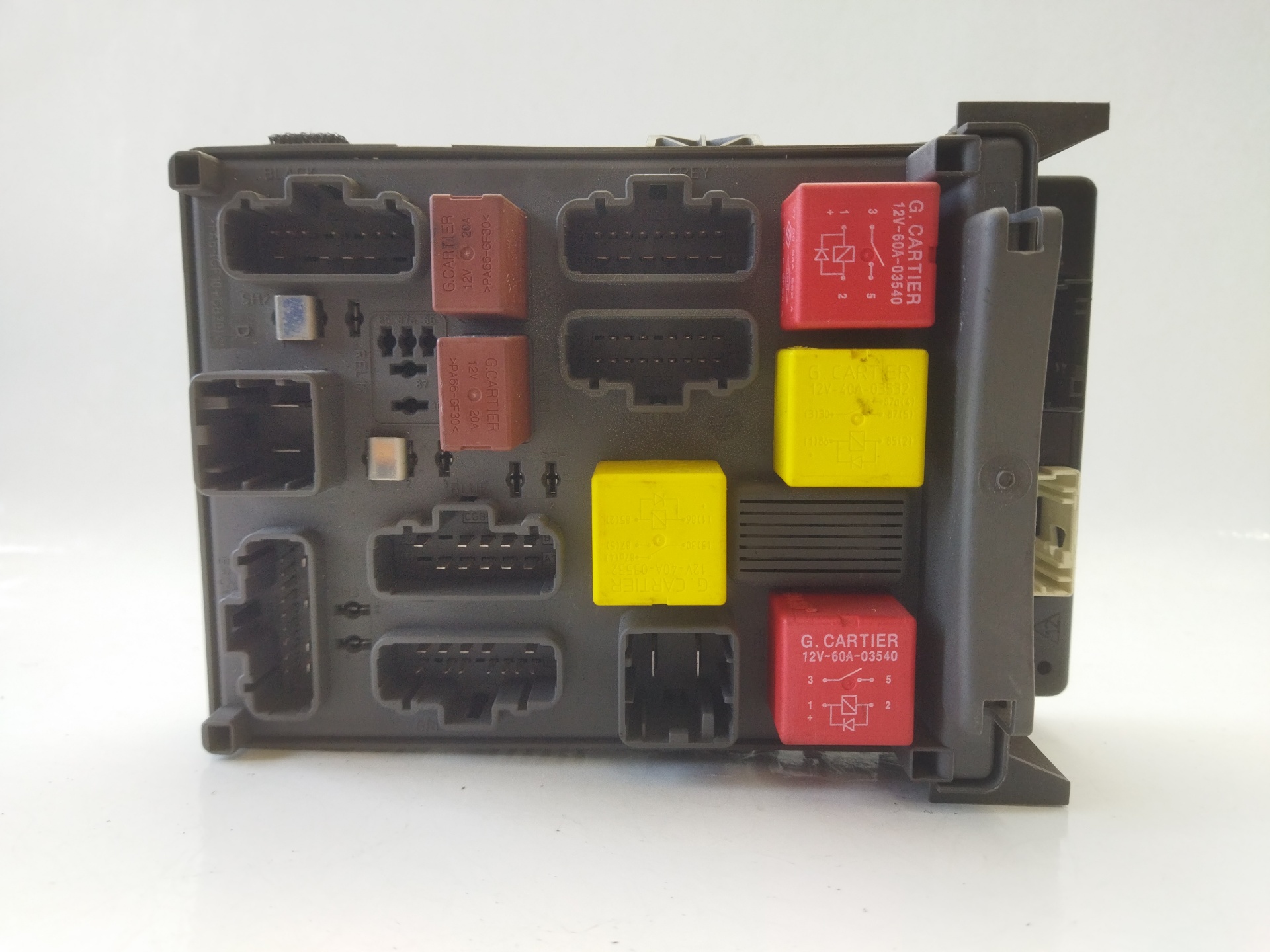 Sicherungskasten RENAULT VEL SATIS (BJ0_)
