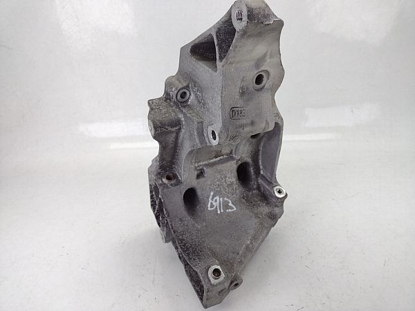 Lichtmaschinenaufhängung BMW 1 (E81)