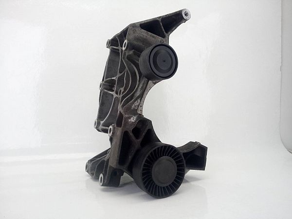 Lichtmaschinenaufhängung BMW 1 (E81)