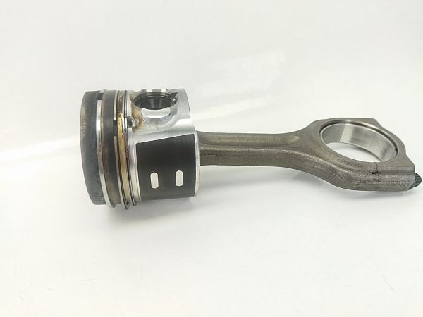 Kolben PEUGEOT 308 II (LB_, LP_, LW_, LH_, L3_)