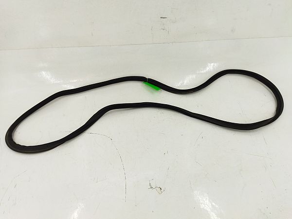 Tailgate seal rubber